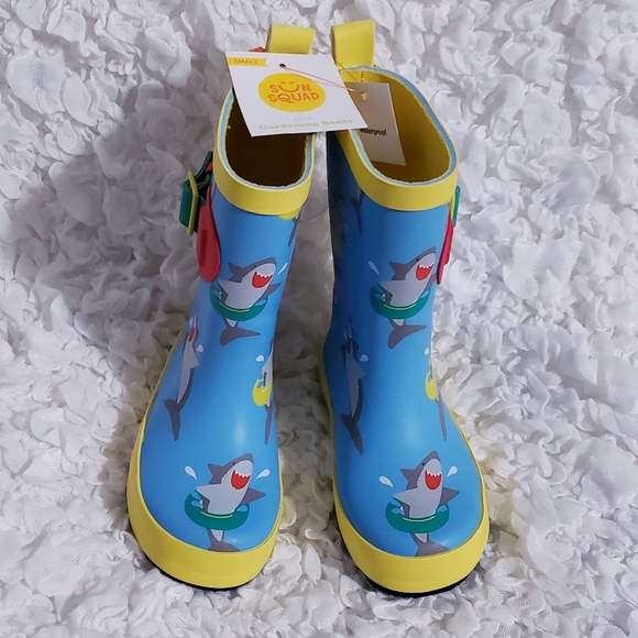 🆕️ Baby Boy Rain Boots Size S 5/6 - Picture 1 of 6